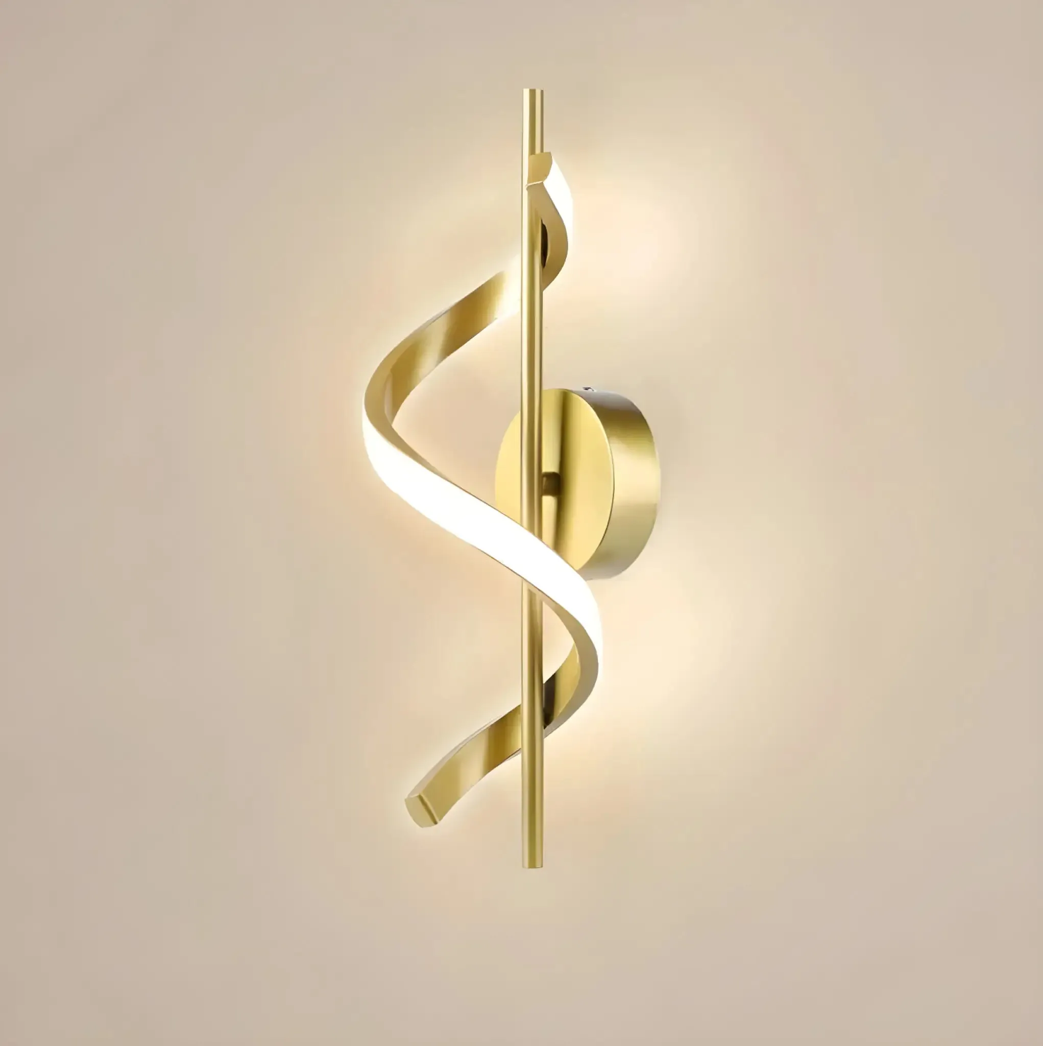 Arandela Dourada Sensacional com Design Espiral e Iluminação Suave