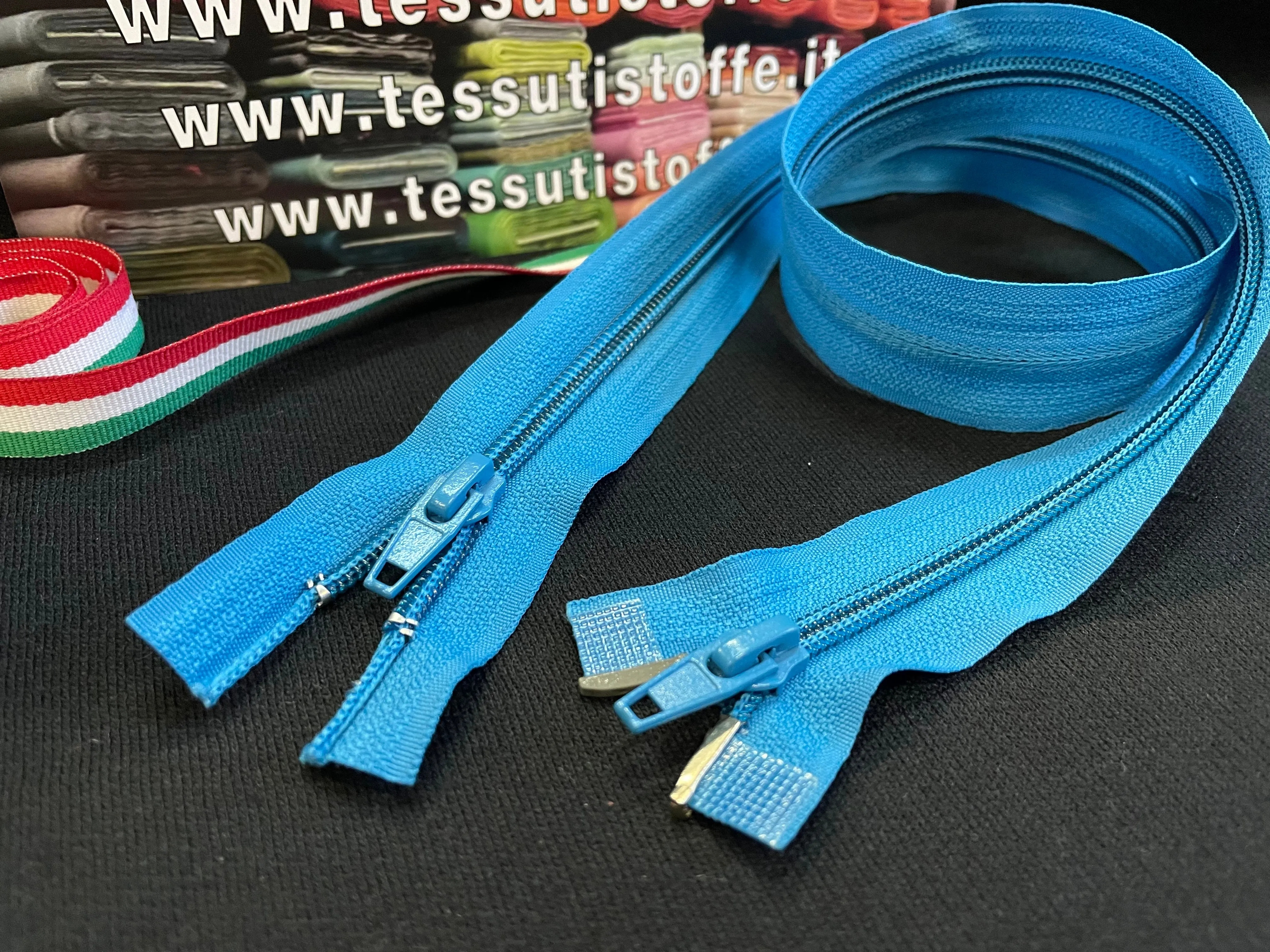 Cerniera A  Spirale Divisibile Doppio Cursore 71 Cm 2 Colori
