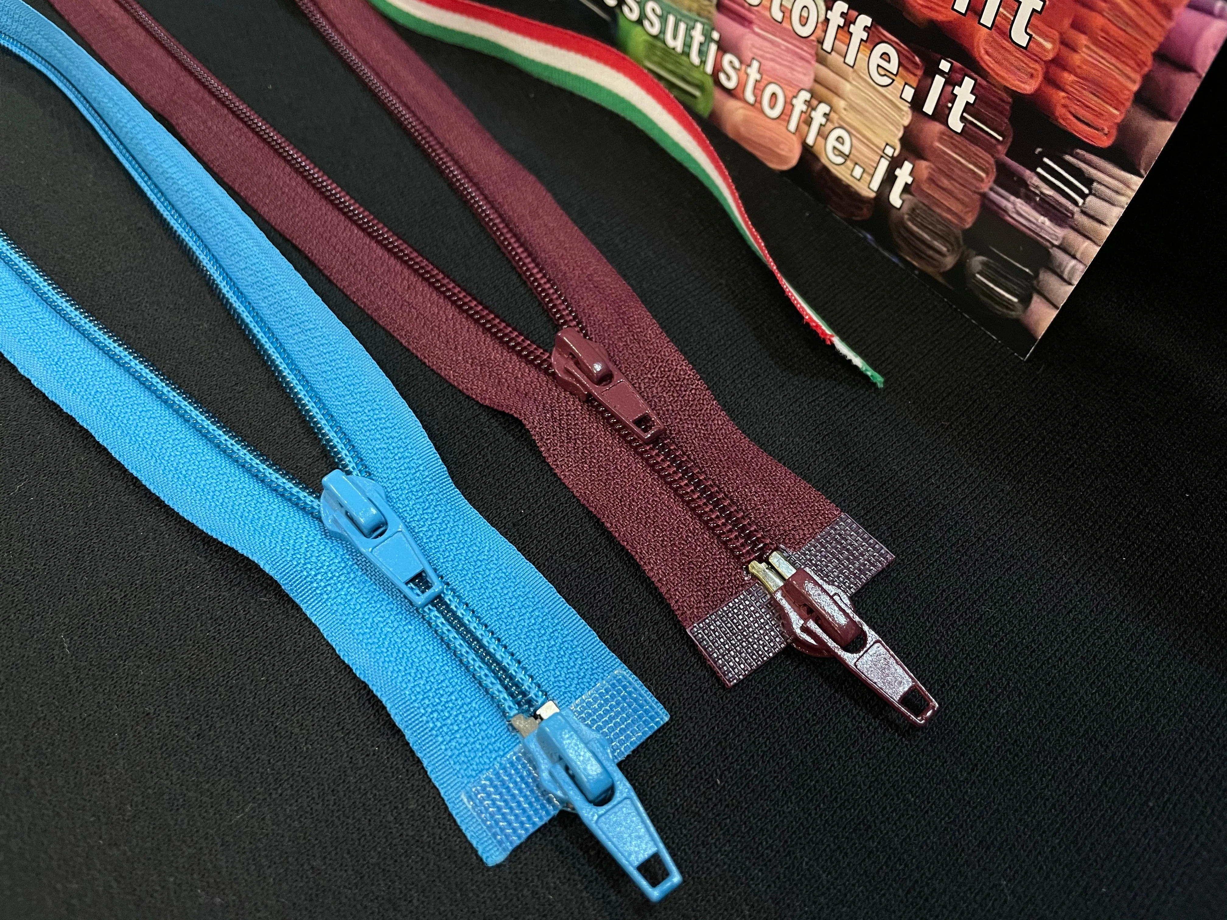 Cerniera A  Spirale Divisibile Doppio Cursore 71 Cm 2 Colori
