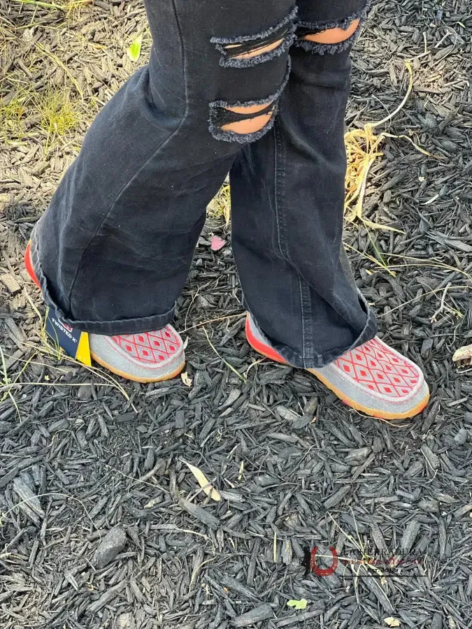 TWISTED X WOMEN CHUKKA DRIVING MOC GREY & GRENADINE CASUAL SHOE