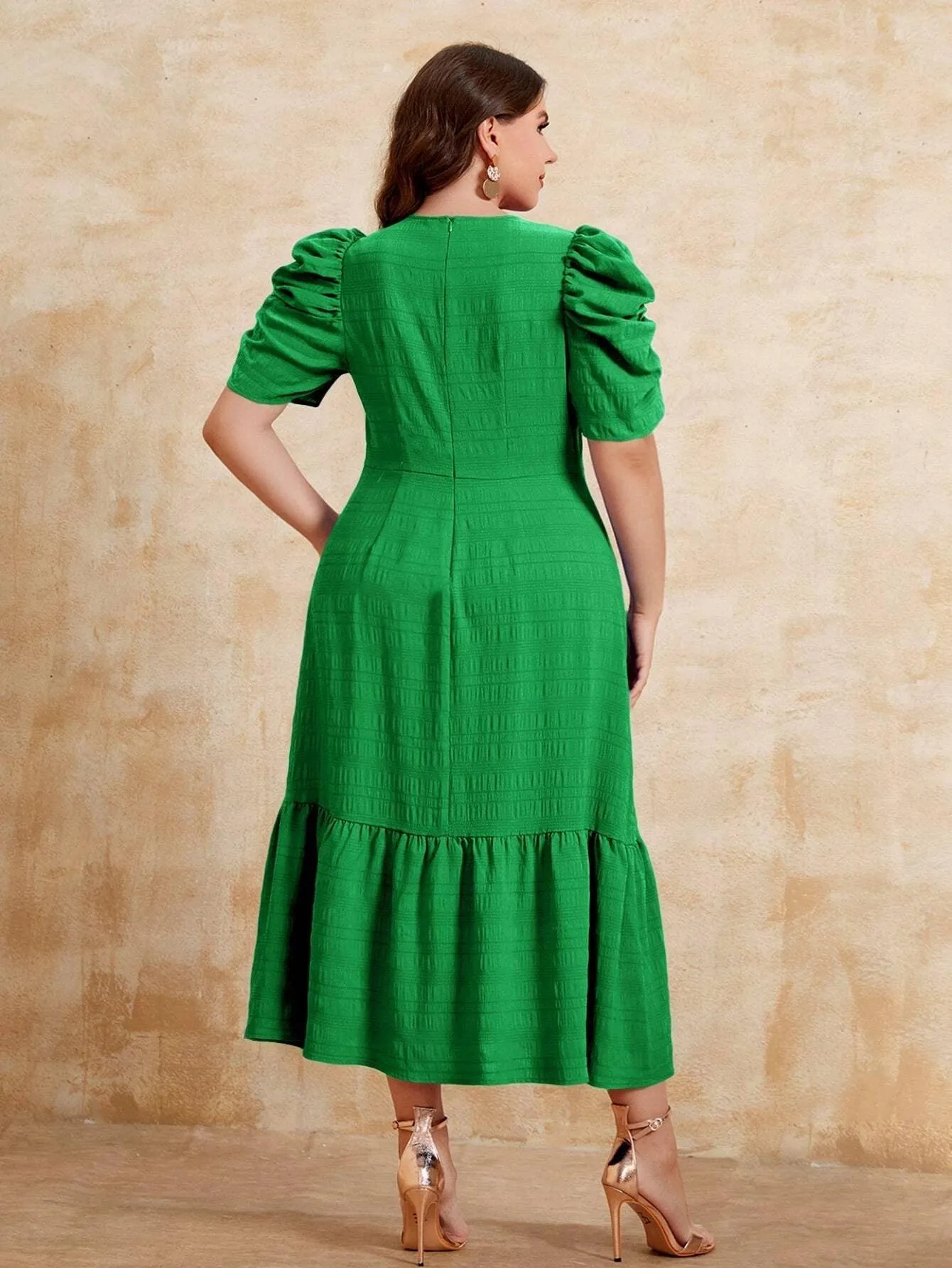 Vestido Manga Bufante Plus Size - Serena