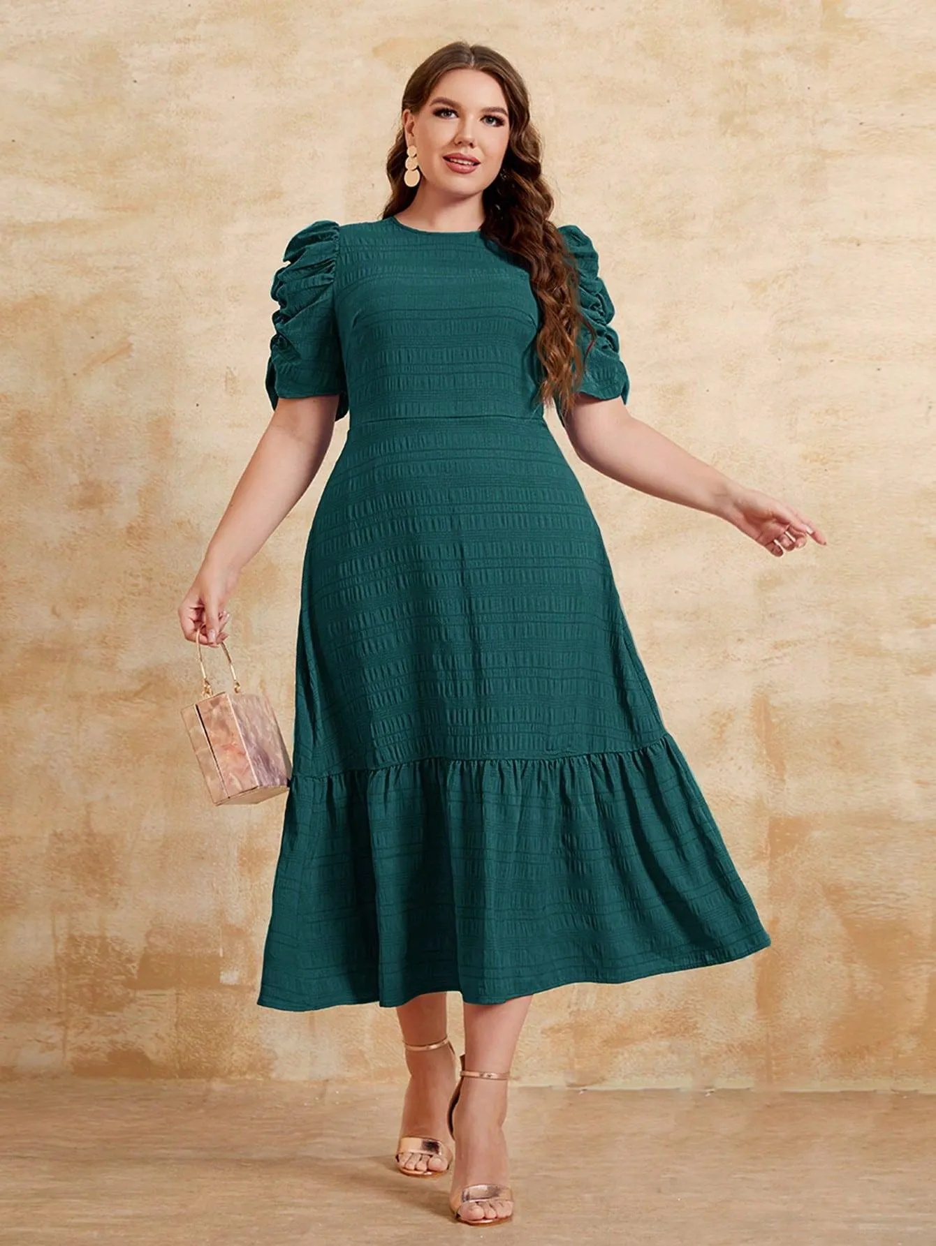 Vestido Manga Bufante Plus Size - Serena